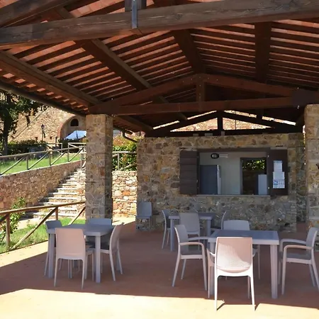 Appartement Luxus Drei Mit Privatem Garten